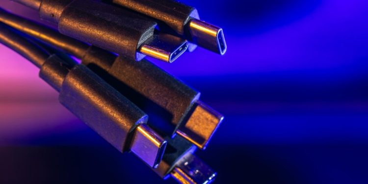 different kinds of aux cables there are